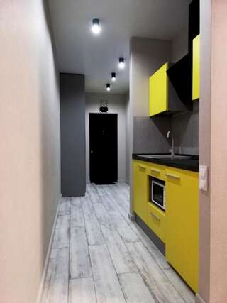 Апартаменты Solo Apartment Kamenskaya Киев Улучшенные апартаменты с видом на озеро-5