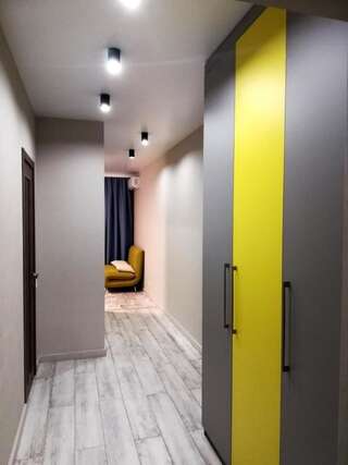 Апартаменты Solo Apartment Kamenskaya Киев Улучшенные апартаменты с видом на озеро-7