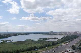 Апартаменты Solo Apartment Kamenskaya Киев Улучшенные апартаменты с видом на озеро-16